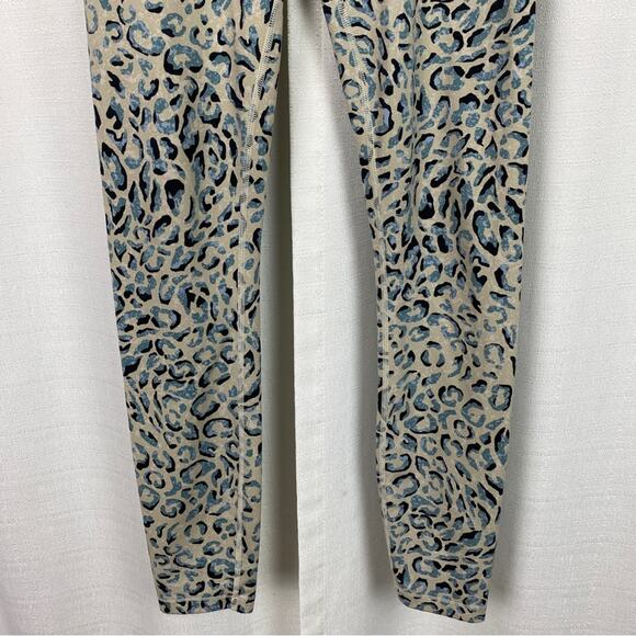 Varley Cream Blue&Black Century Animal Print Leggings Sz.XS - Picture 8 of 16